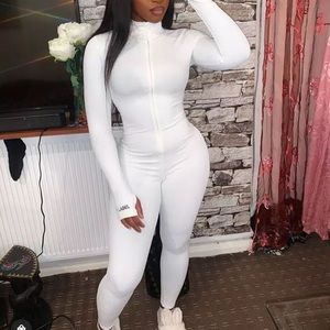 Bundle hold for chrissyrico